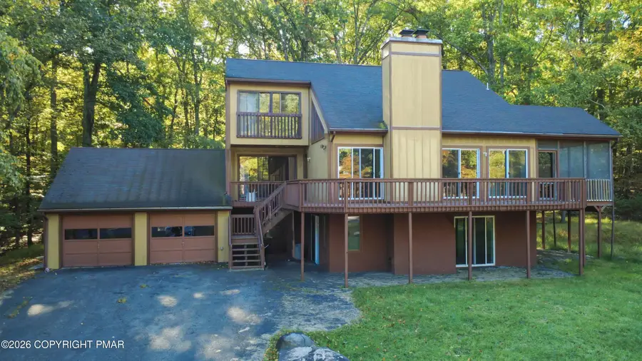 334 Somerset Drive, East Stroudsburg, PA 18301 - #2