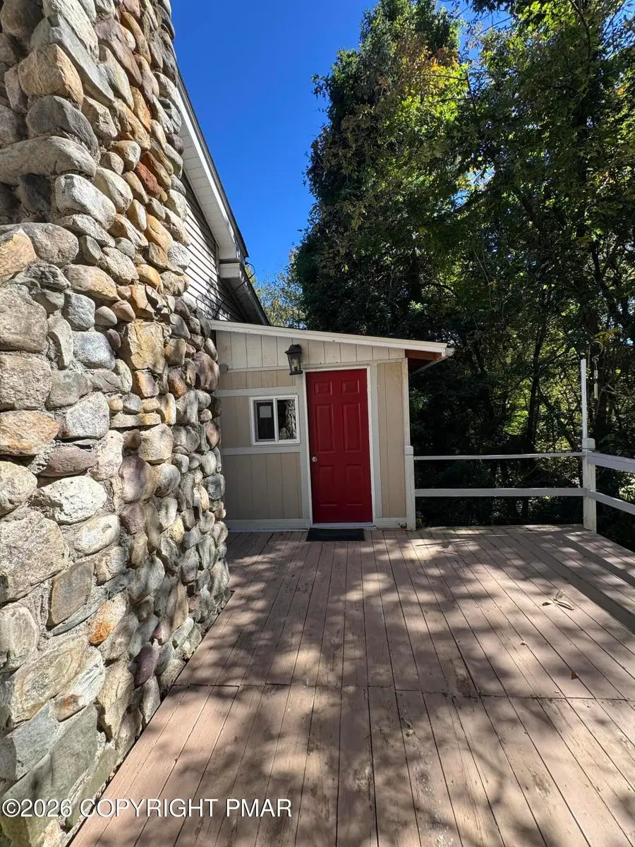 144 Farview Road, Dingmans Ferry, PA 18328 - #3