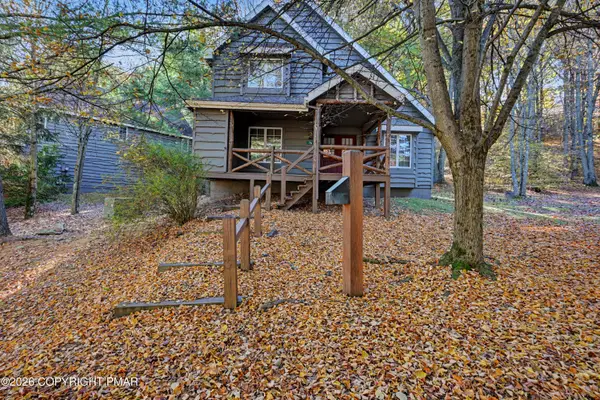 76 Short Hill, Lake Harmony, PA 18624