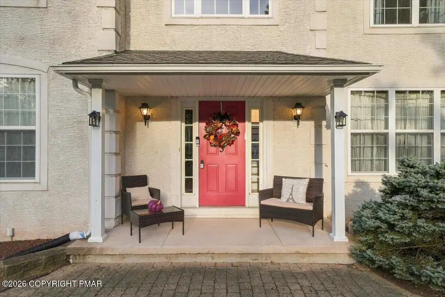 2493 Horseshoe Drive, East Stroudsburg, PA 18301 - #2