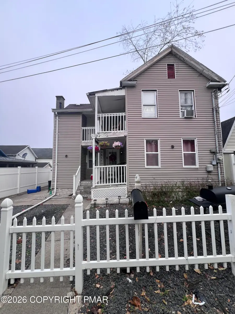 34 Thompson Street, Wilkes Barre, PA 18702 - #2