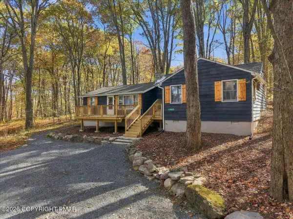 141 Ski Trail, Pocono Lake, PA 18347