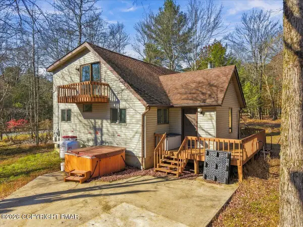 5 Bruin Court, Lake Harmony, PA 18624