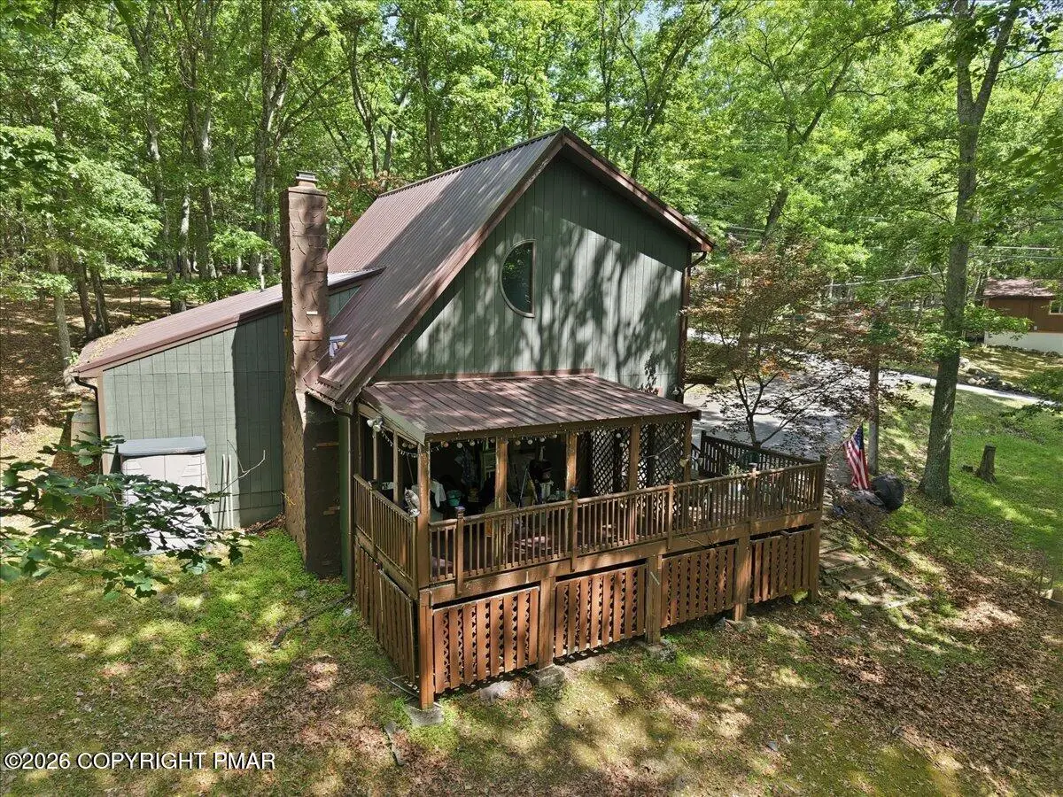 677 Clubhouse Drive, East Stroudsburg, PA 18302 - #1