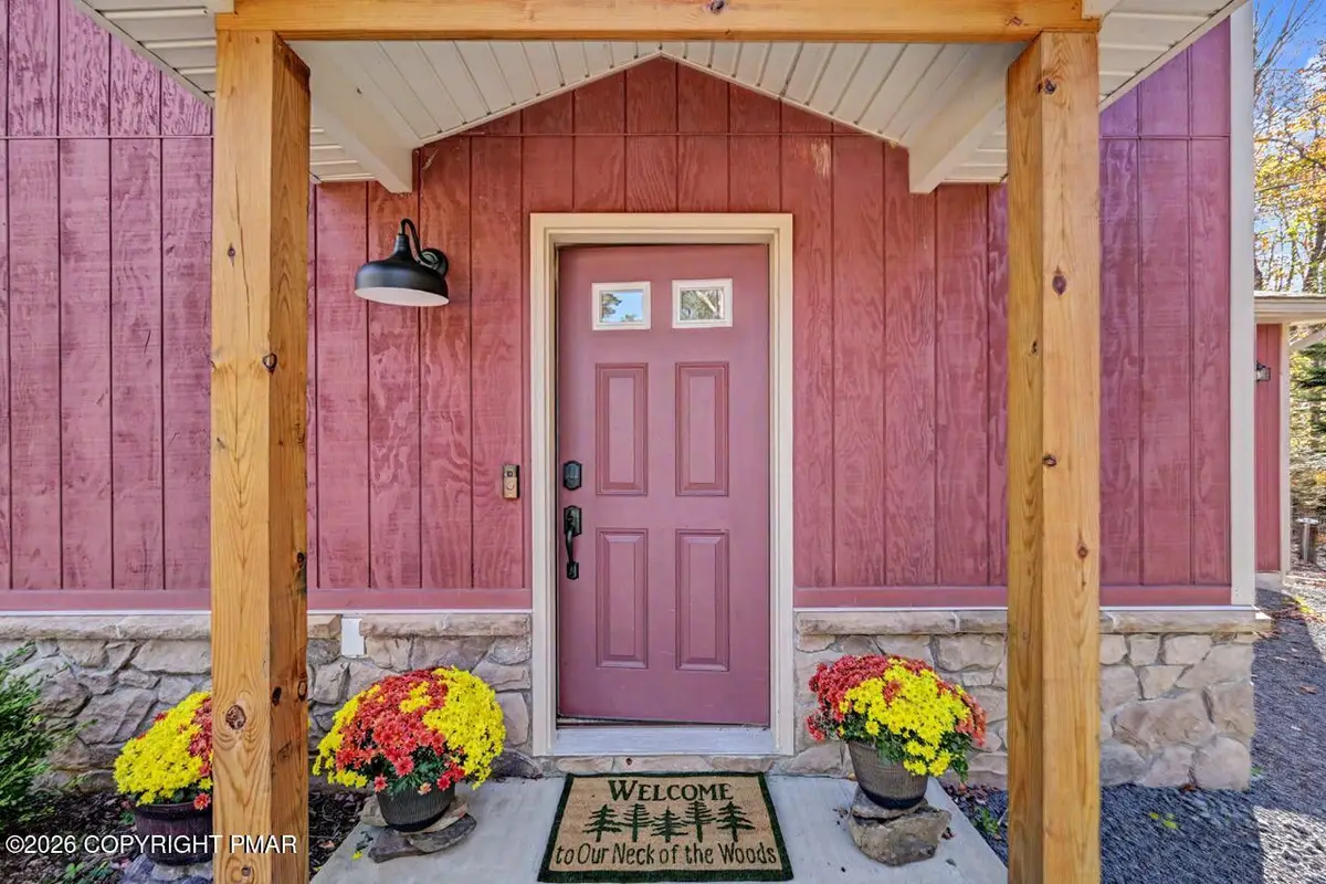 202 Tanglewood Drive, Pocono Pines, PA 18350 - #1