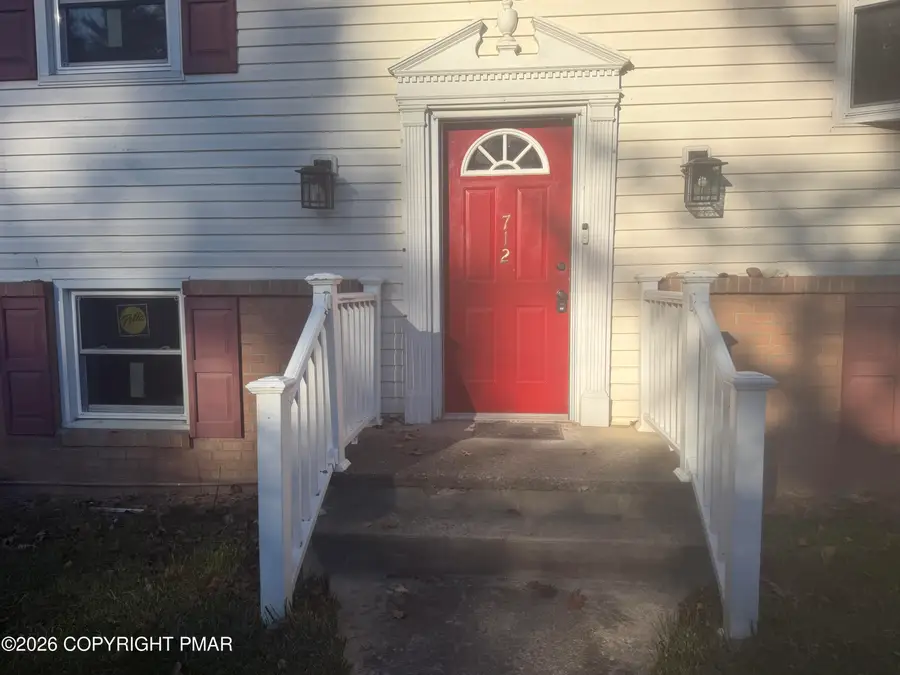 712 Keystone Drive, Stroudsburg, PA 18360 - #2