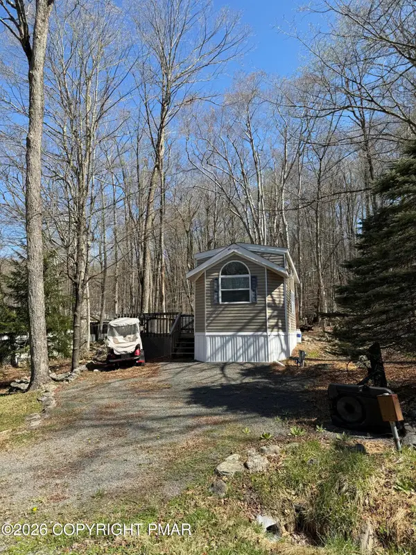 R2 72 Boaters Byway, Covington Township, PA 18424
