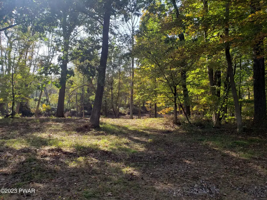 1070 Delaware Drive, Matamoras, PA 18336 - Image #3