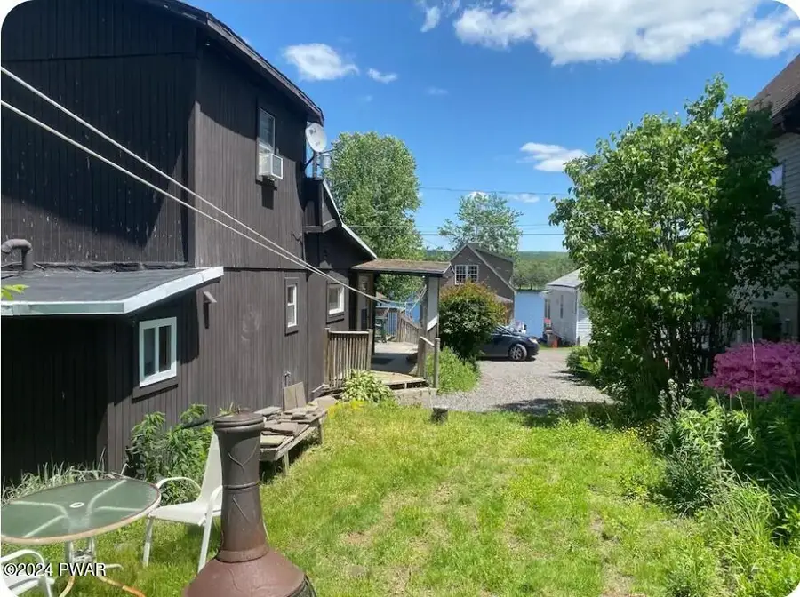 141 Bates Patch Road, Greenfield, PA 18407 - Image #2