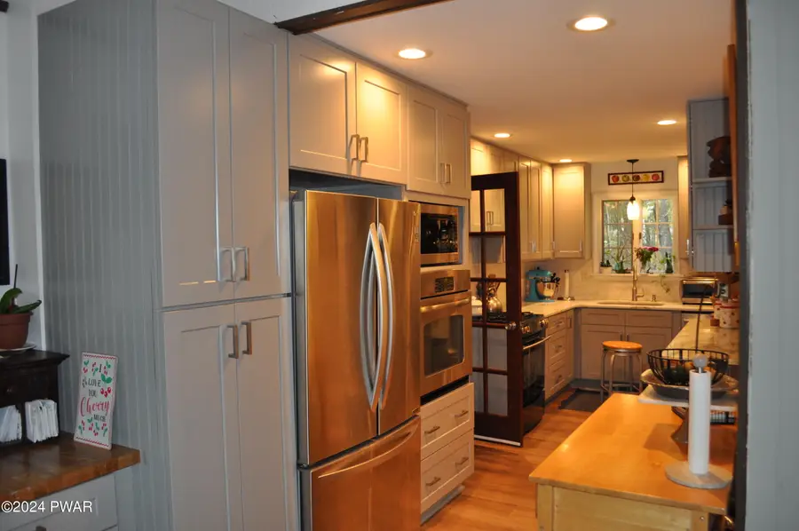 213 Mountain Top Circle, Bushkill, PA 18324 - Image #3