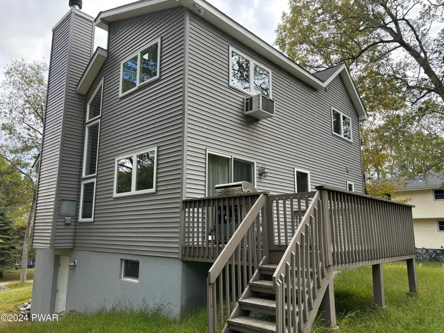 139 Westwood Drive, Dingmans Ferry, PA 18328 - Image #3