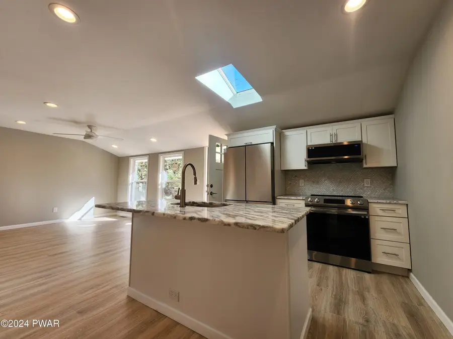 213 Butternut Street, Dingmans Ferry, PA 18328 - Image #3