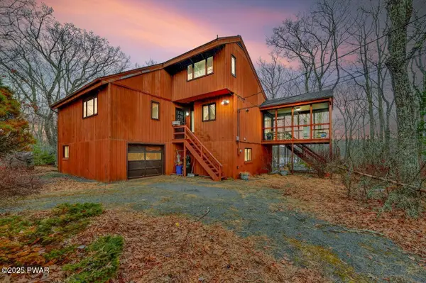 107 Rimrock Lane, Lords Valley, PA 18428