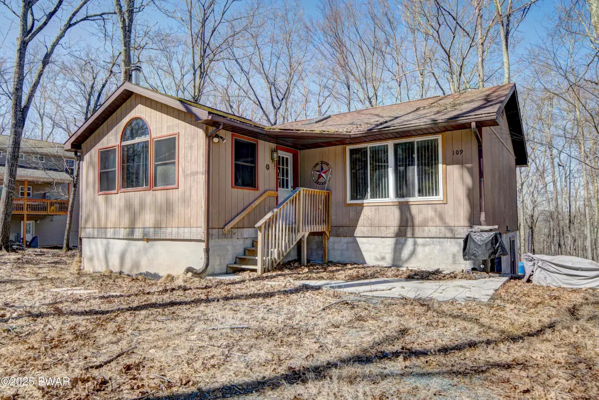 109 Pebble Rock Road, Lackawaxen, PA 18435 - Image #1