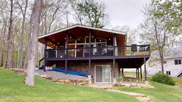 144 W Shore Drive, Milford, PA 18337