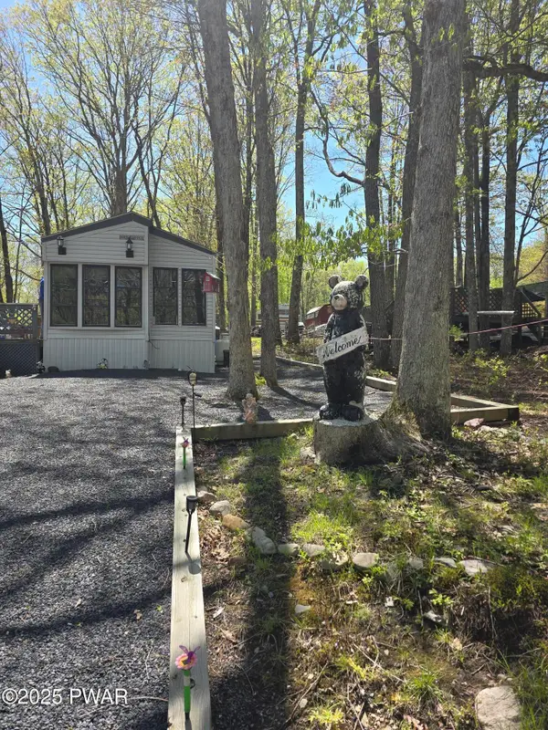 224 Locust Lake Drive #Lot 1096 Unit 3, Milford, PA 18337