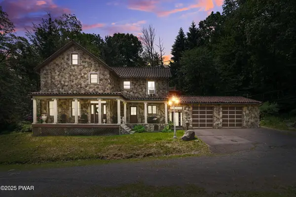 204 Bellemonte Avenue, Hawley, PA 18428