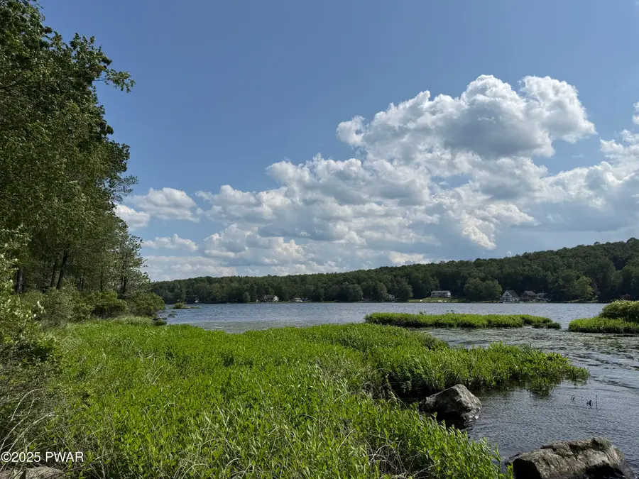 113 E Shore Drive, Hawley, PA 18428 - Image #3