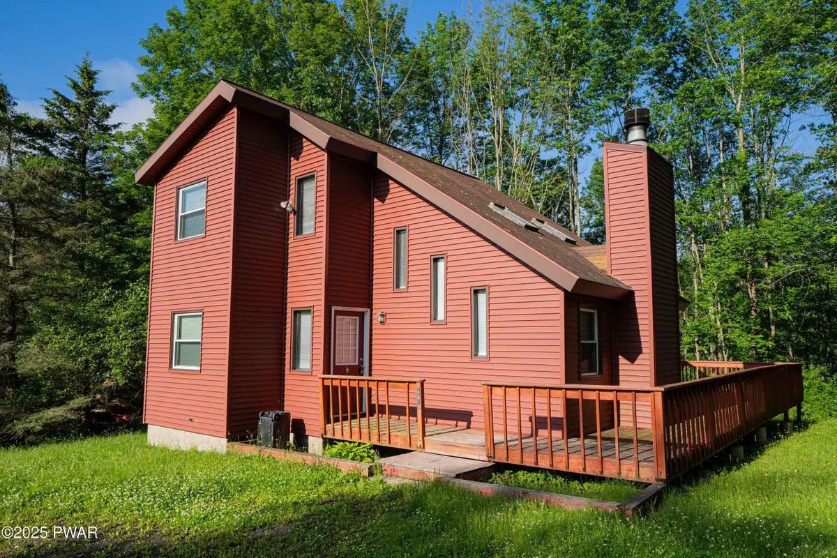 11 Meadowview Drive, Lake Ariel, PA 18436 - Image #1