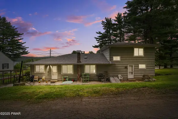 860 Rt 507, Greentown, PA 18426