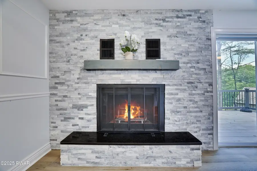 3109 Snowden Drive, Bushkill, PA 18324 - Image #2