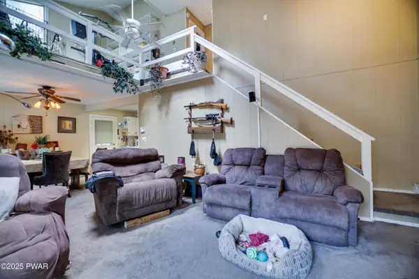 528 Saunders Court, Bushkill, PA 18324