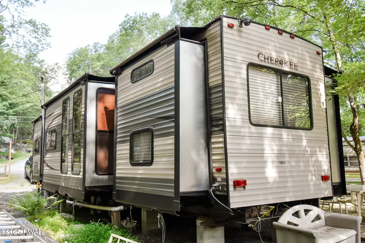 283 Village Drive W, Milford, PA 18337 - Image #1