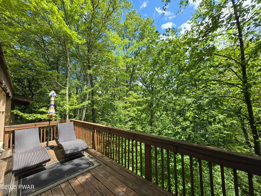 125 Broadmoor Drive, Lords Valley, PA 18428 - Image #2