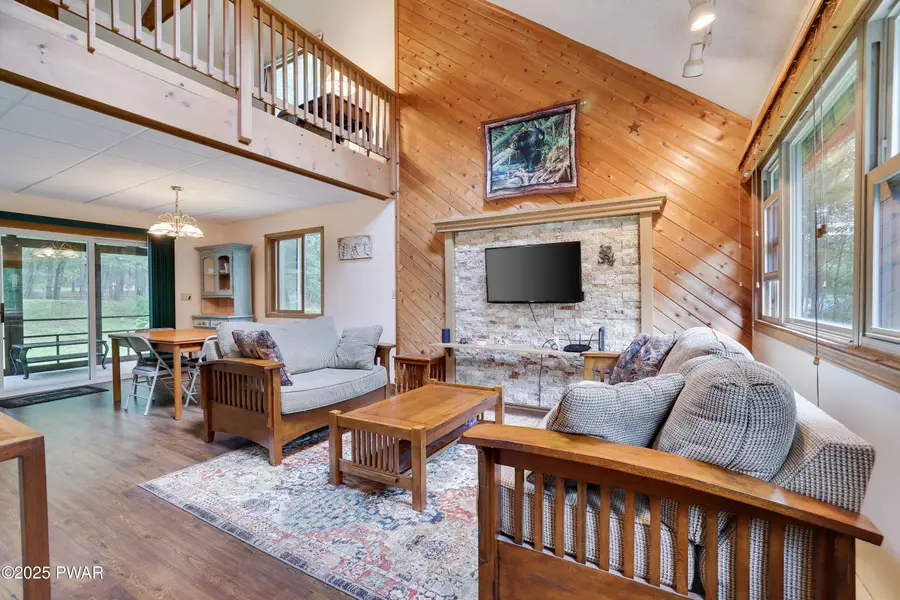 26 Deer Run, Hawley, PA 18428 - Image #2