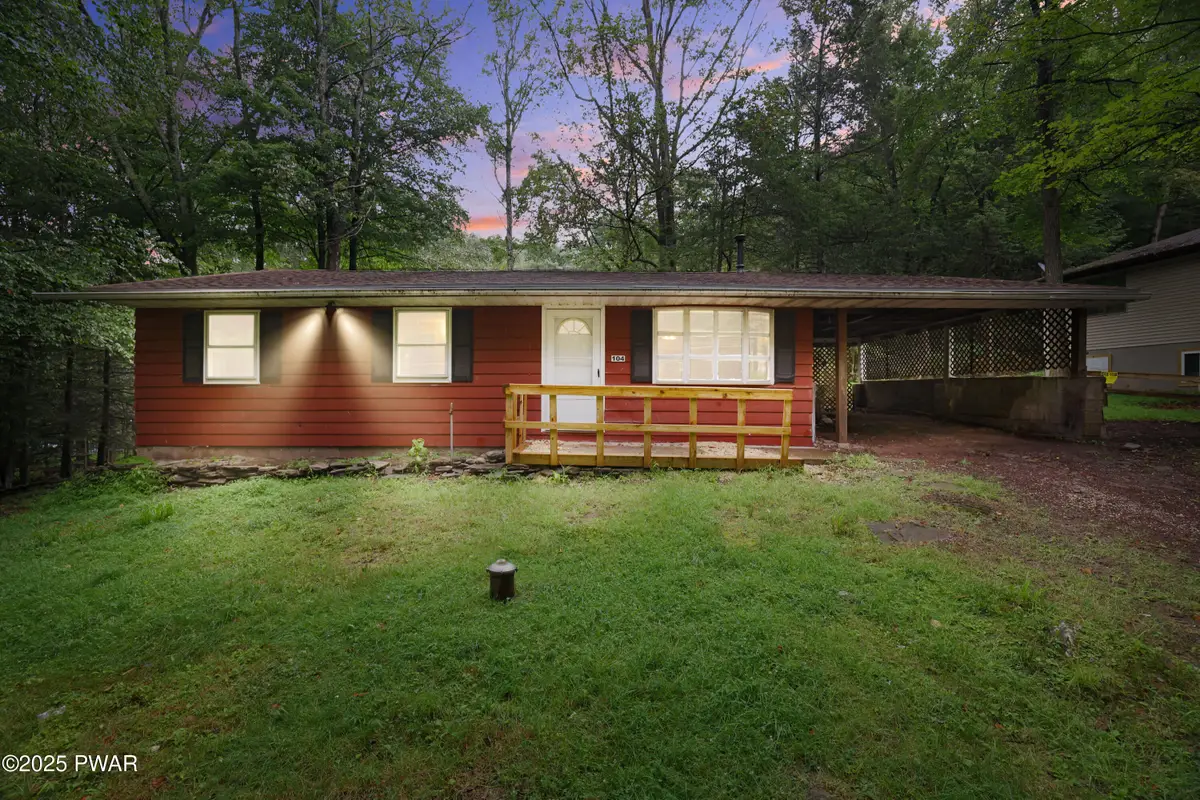 104 Hickory Drive, Greentown, PA 18426 - #1