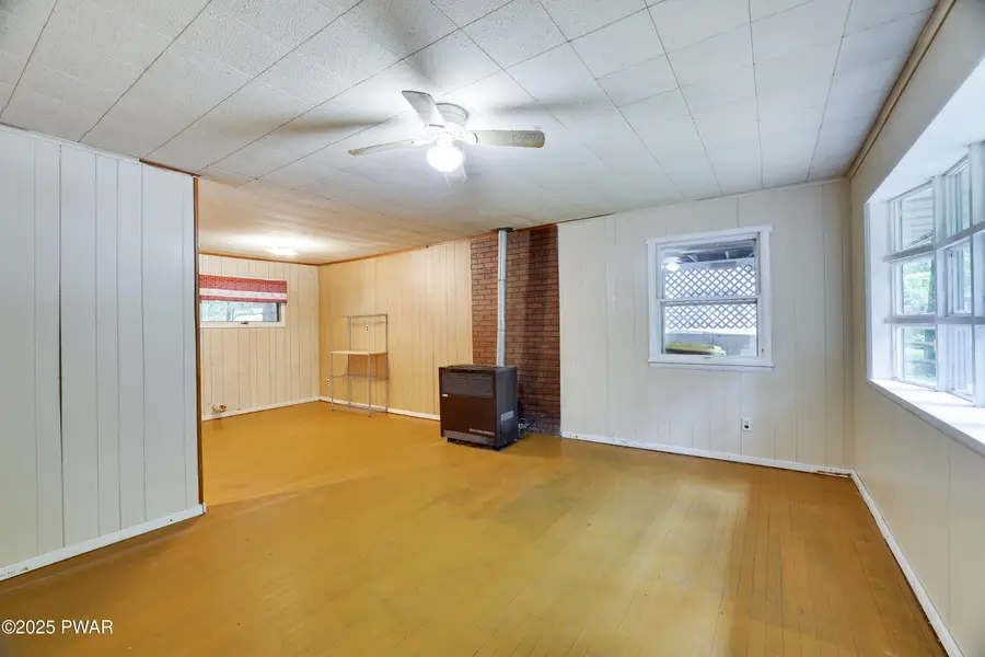 104 Hickory Drive, Greentown, PA 18426 - #2