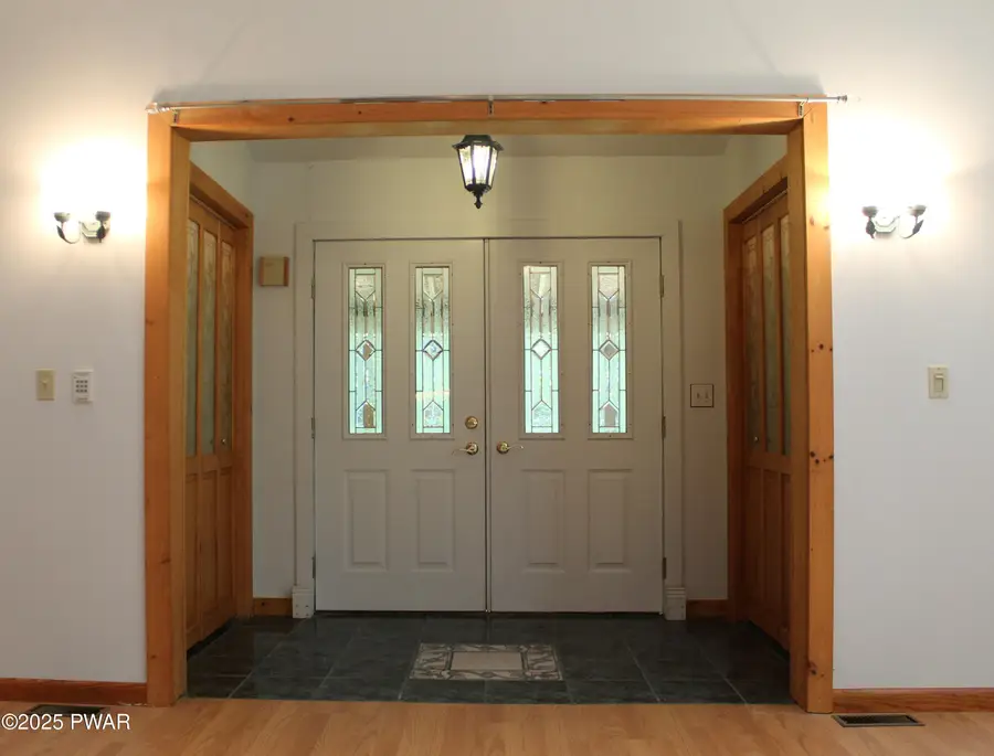 145 Daffodil Drive, Newfoundland, PA 18445 - Image #3