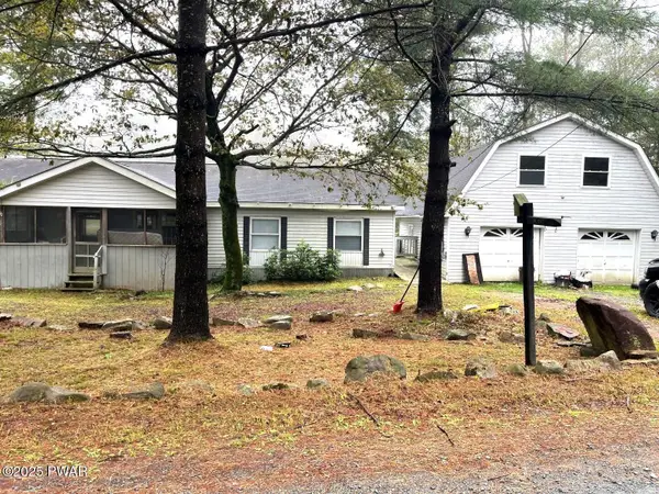 70 Campfire Lane, Gouldsboro, PA 18424