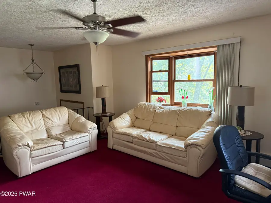 2406 Woodcrest Drive, East Stroudsburg, PA 18302 - Image #2