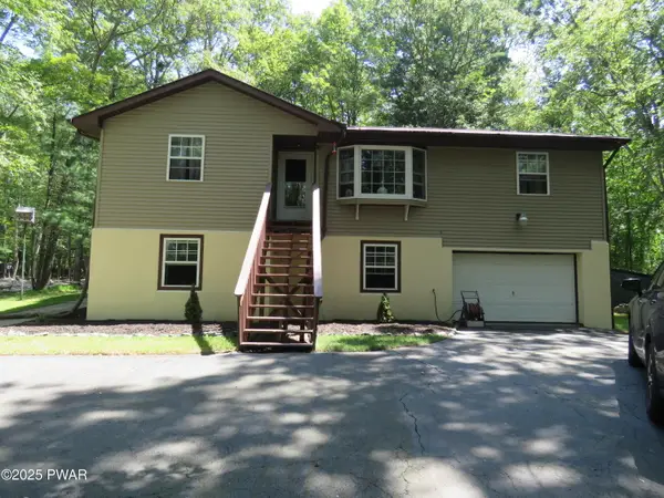 180 Chokeberry Drive, Milford, PA 18337