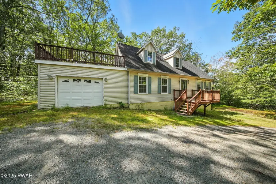 98 Surrey Lane, Lords Valley, PA 18428 - Image #3