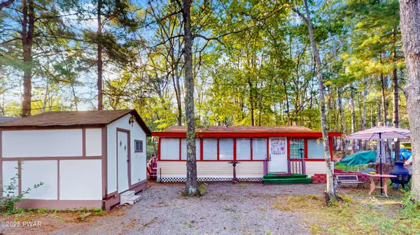 115 Owego Lane, Shohola, PA 18458