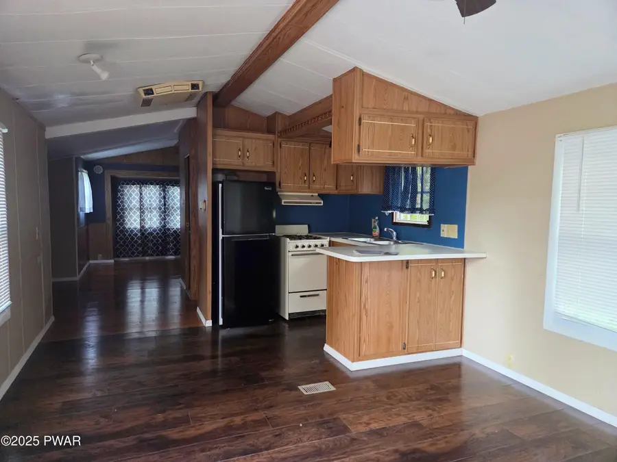 310 Stanton Drive, Waymart, PA 18472 - Image #2