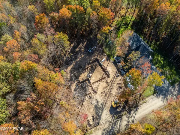 376-2 Osprey Circle, Lake Ariel, PA 18436