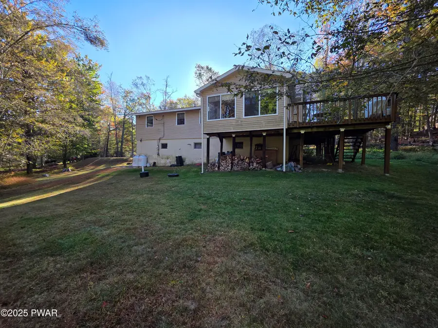 120 Wintergreen Circle, Greentown, PA 18426 - Image #2