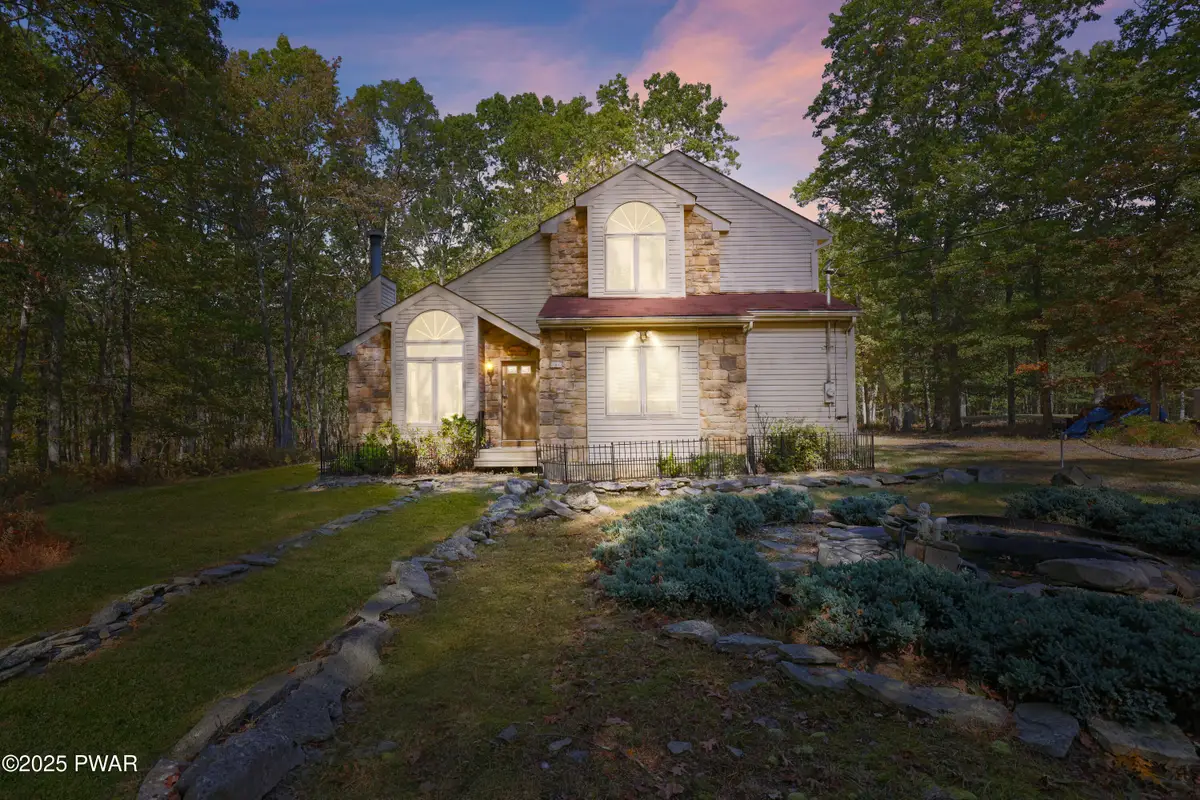 3176 Bluebird Drive, Bushkill, PA 18324 - #1