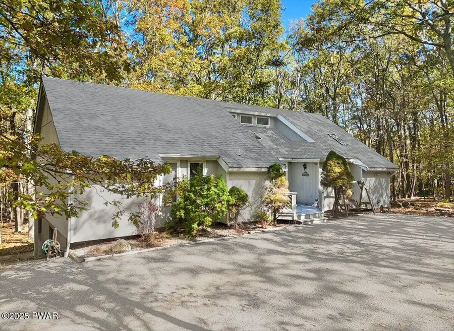 101 Blueridge Lane, Lords Valley, PA 18428 - Image #3