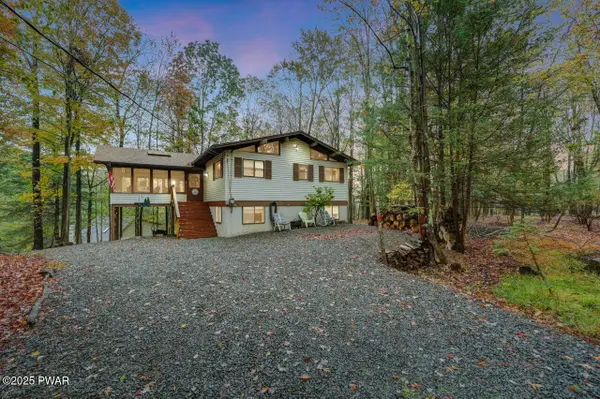 1013 Arrowhead Court, Lake Ariel, PA 18436