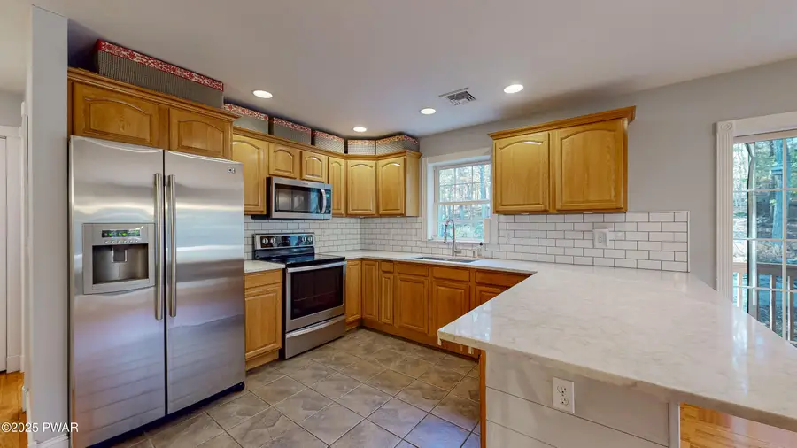 121 Johnsons Drive, Dingmans Ferry, PA 18328 - Image #2