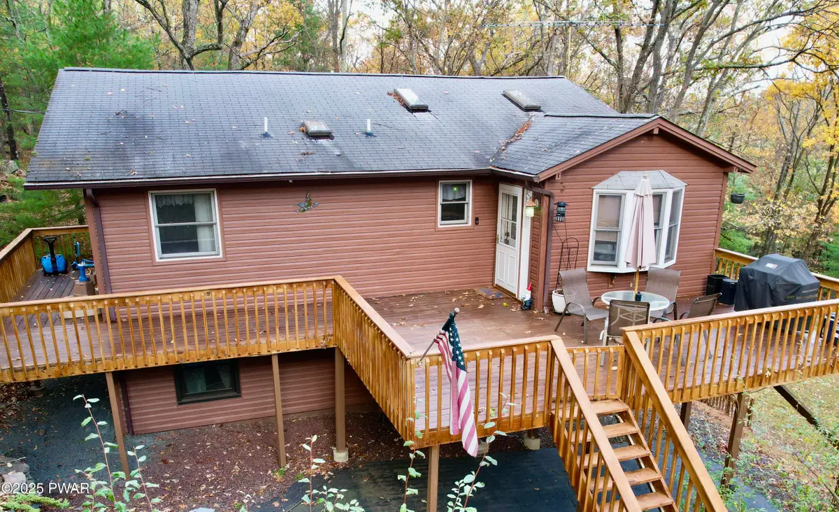 164 Oak Ridge Drive, Dingmans Ferry, PA 18328 - Image #1