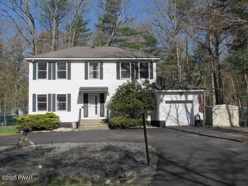 102 Yvonne Court, Dingmans Ferry, PA 18328 - Image #1