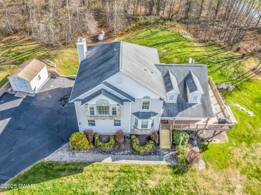 12 Pitcavage Court, Moscow, PA 18444 - Image #2