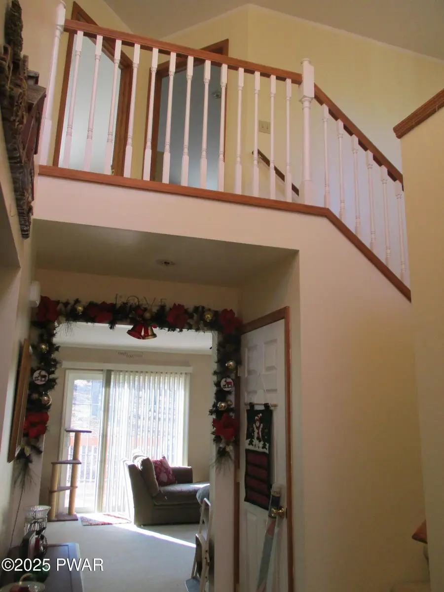 3290 Bluebird Drive, Bushkill, PA 18324 - #2