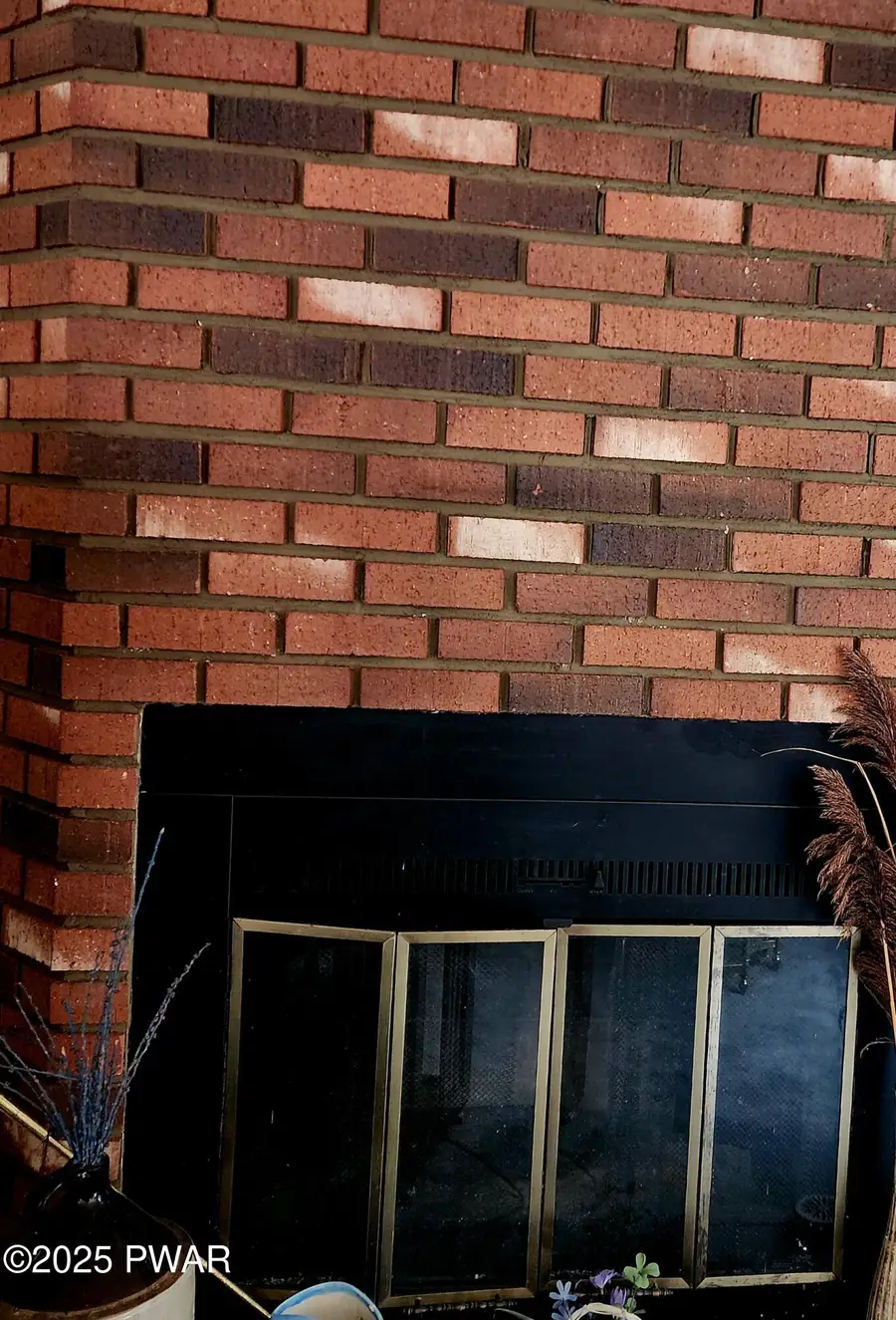 103 Deep Hollow Drive, Greentown, PA 18426 - Image #3