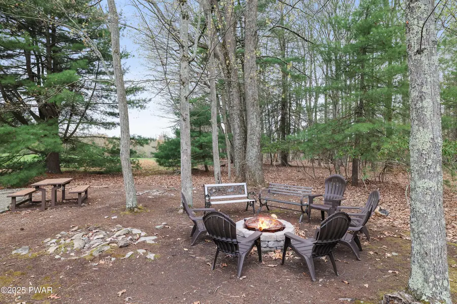 110 Saint Andrews Drive, Greentown, PA 18426 - Image #3